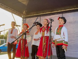 Фольклорные коллективы на фестивале "Живой звук"